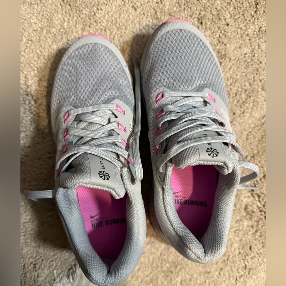 Nike Women's Run Swift 3 Running Shoe Size 5.5 - image 8